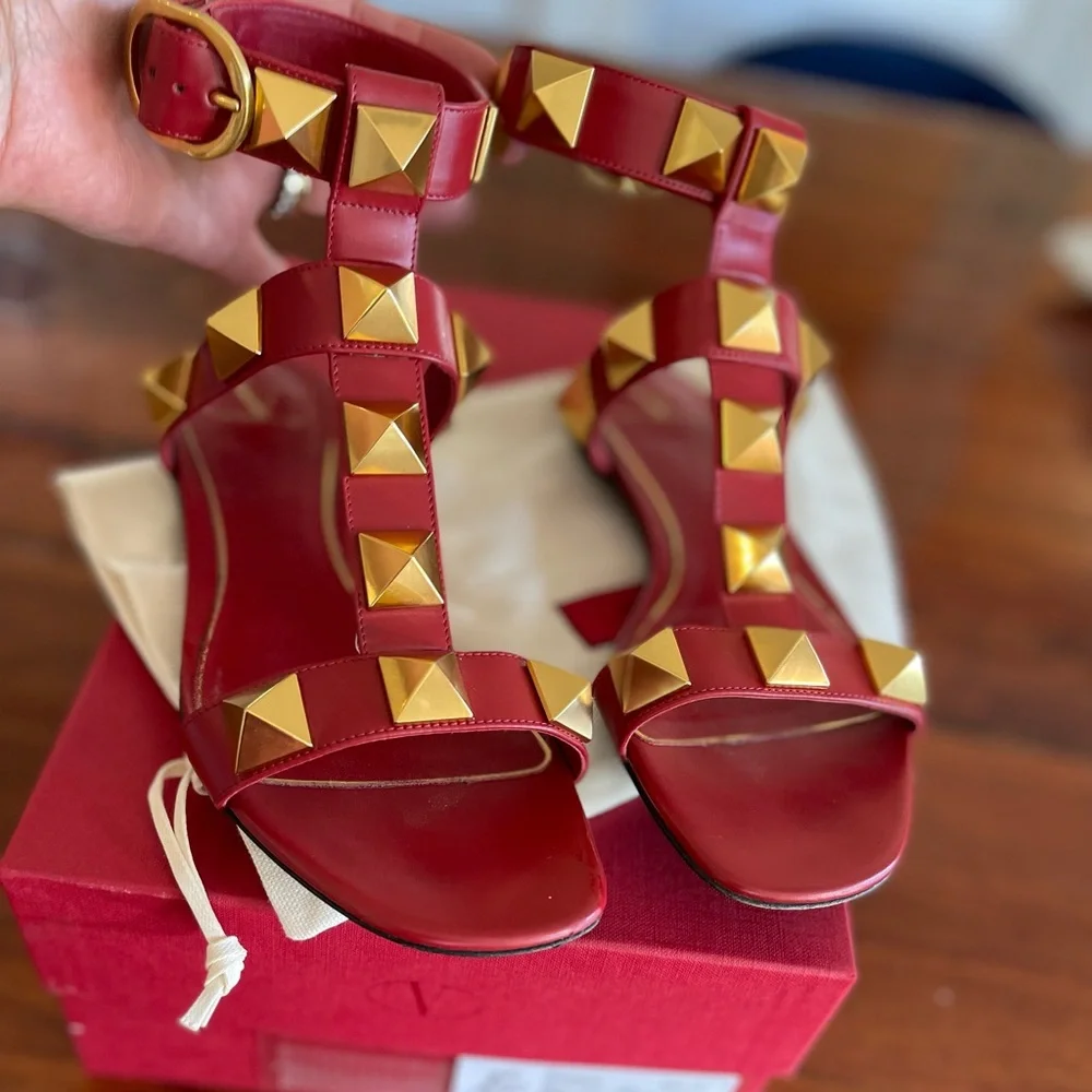 Red Valentino Rock Stud Sandals size Eu 37 worn on 3 times.. - Picture 2 of 10